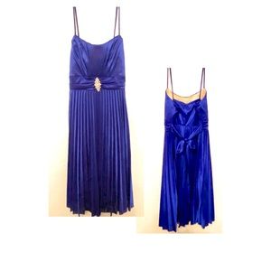 Women’s dress. Size small